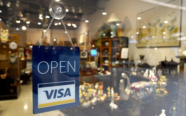 sklep przyjmujący płatności VISA kartami kredytowymi i debetowymi
